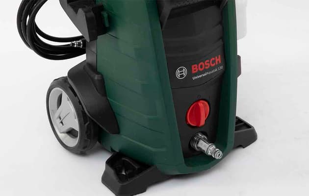 Bosch Universal Aquatak 130