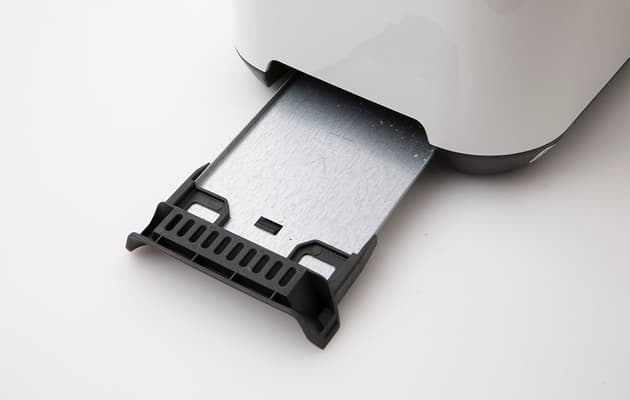 Breville the 'Lift & Look' Plus 2 Slice BTA360WHT