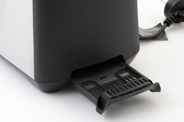 Breville the 'A Bit More' Plus 2 slice toaster BTA435BSS