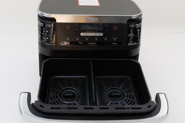 Ninja FlexDrawer Air Fryer with 6.6L MegaZone DZ071ANZ