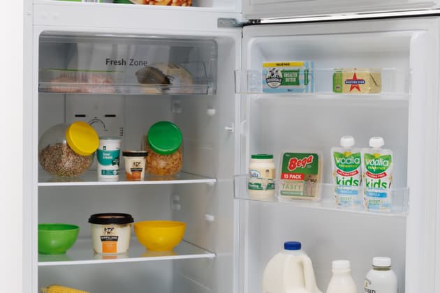 Hisense HRTF325 top-mount