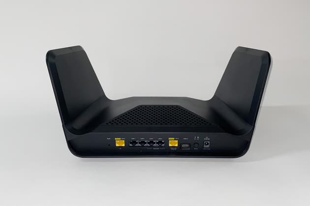 Netgear Nighthawk RAXE300