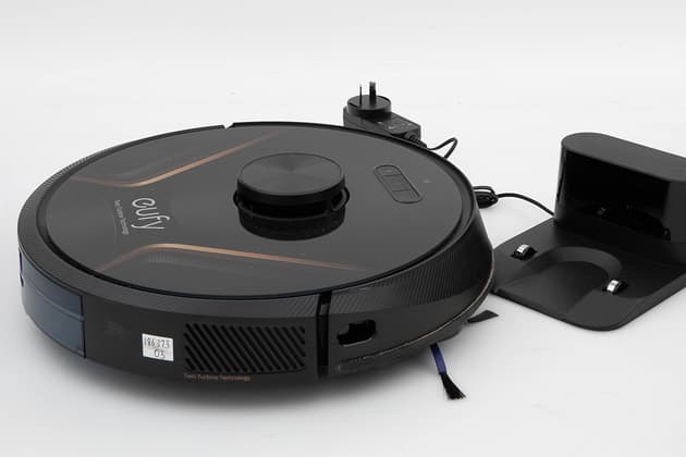 Eufy X8 Hybrid (discontinued)