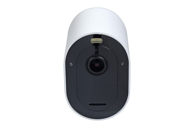 Arlo Pro 4