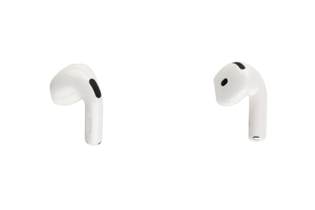 Apple AirPods 4