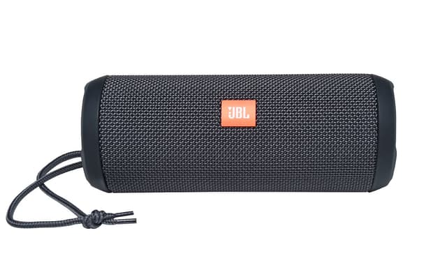 JBL Flip Essential (discontinued)