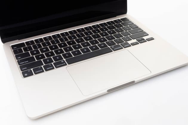 Apple MacBook Air 13-inch M3 (2024)