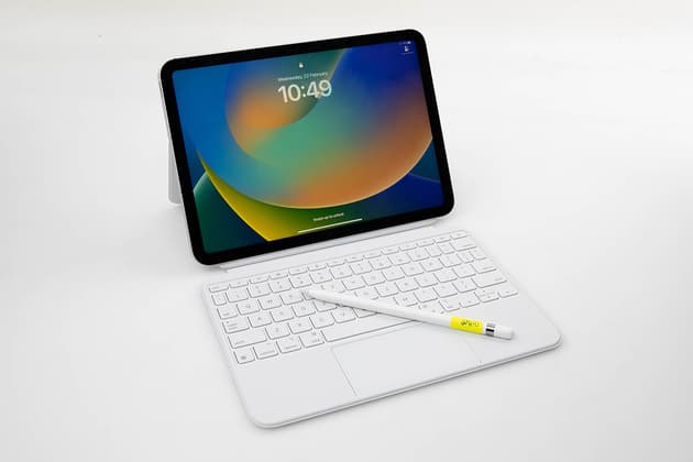 Apple iPad (10th Gen)