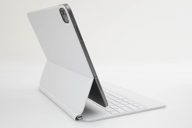 Apple iPad Pro 12.9-inch (6th Gen)