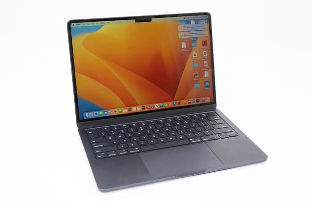 Apple MacBook Air 13.6-inch M2 (2022)