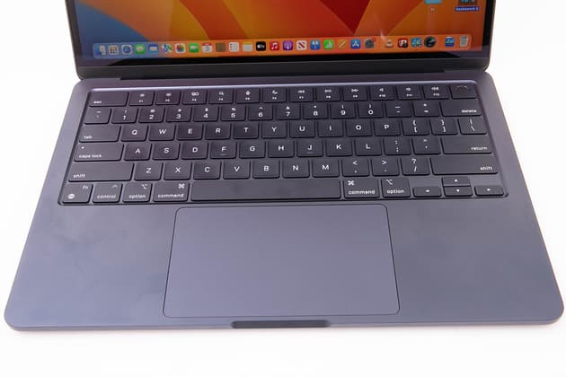 Apple MacBook Air 13.6-inch M2 (2022)