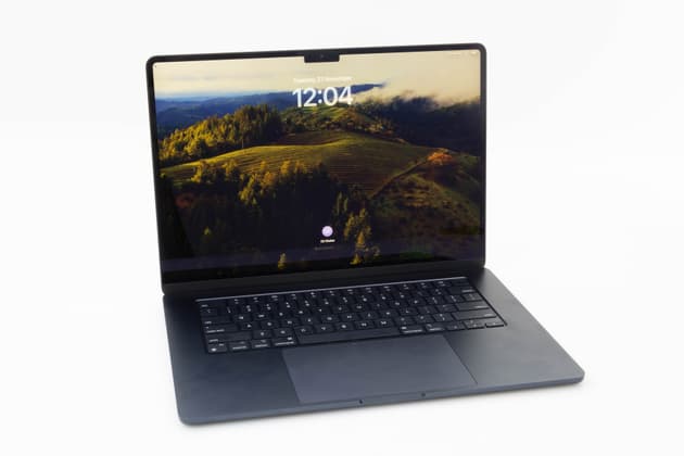 Apple MacBook Air 15-inch M2 (2023)