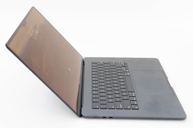 Apple MacBook Air 15-inch M2 (2023)