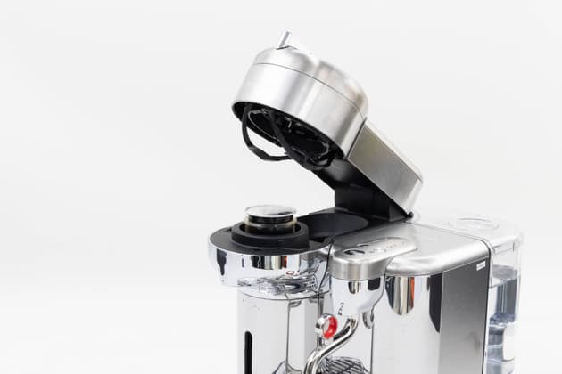 Breville Nespresso the Vertuo Creatista BVE850