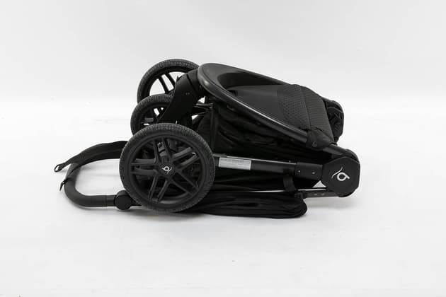Britax B-Free
