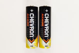 Chevron disposable aa battery