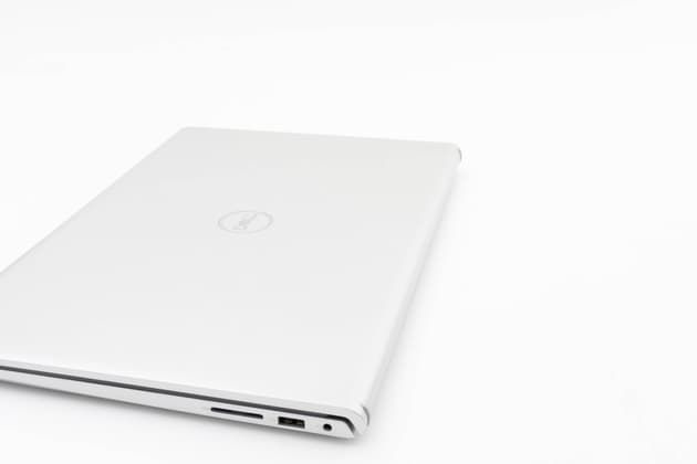 Dell Inspiron 15 (3520)