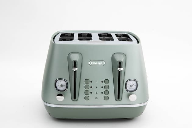 DeLonghi Distinta 4 Slice Toaster CTIN4003