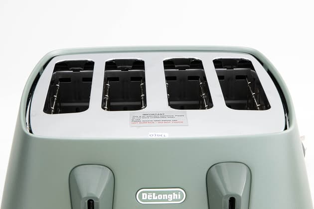 DeLonghi Distinta 4 Slice Toaster CTIN4003