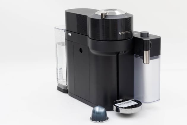 DeLonghi Nespresso Vertuo Lattissima ENV300. 