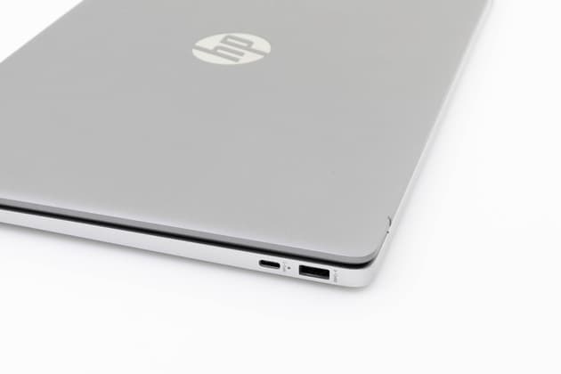HP Chromebook 15a-na0017TU