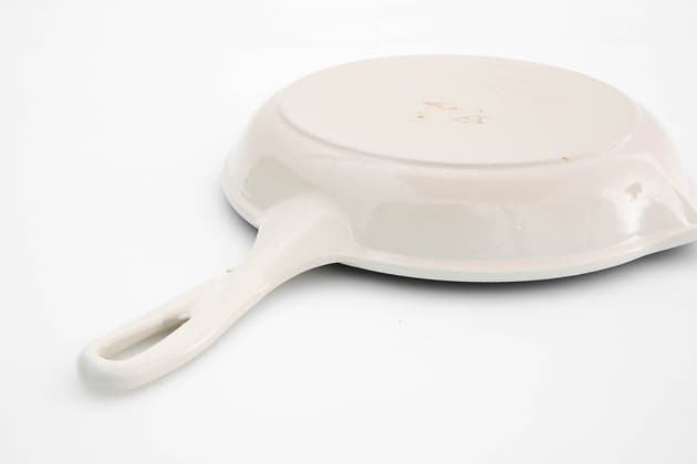 Le Creuset Signature Round Skillet 26cm