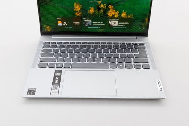 Lenovo IdeaPad Slim 5 (14Q8X9)