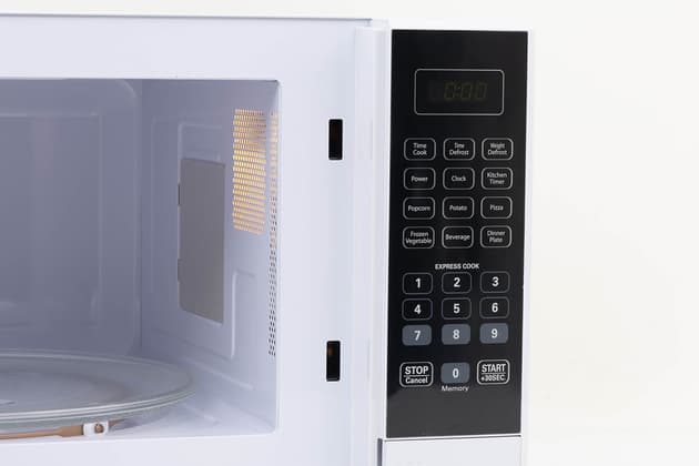 Living & Co 25L Microwave Oven LDM25W