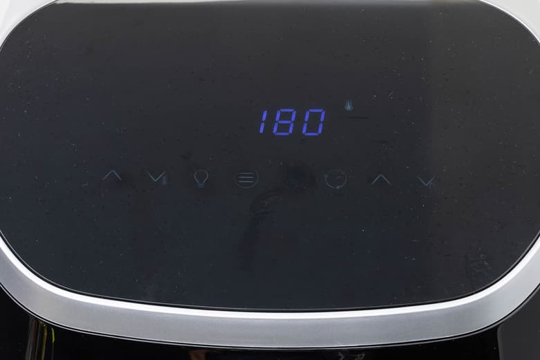 Living & Co Air Fryer Black 11L AF60A Air fryers Consumer NZ