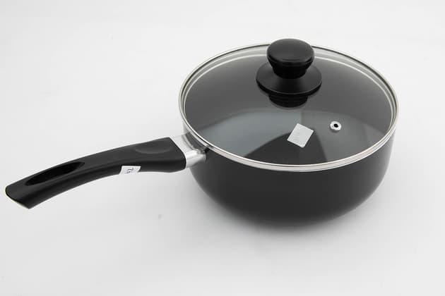 Living & Co Classic Saucepan 20cm/2.5L