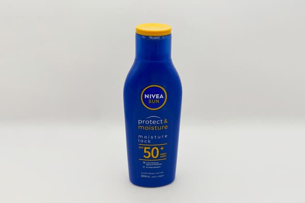 Nivea Sun Protect & Moisture SPF50+