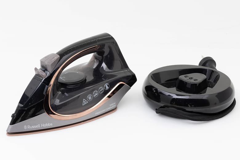 Russell Hobbs Freedom Cordless Iron RHC580 Irons and steam stations
