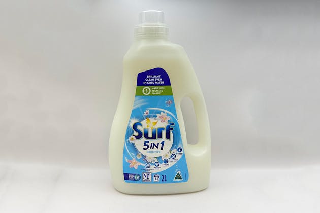 Surf 5 in 1 Sensitive Liquid