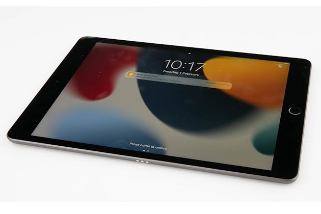 Apple iPad 9th Gen (A2604)