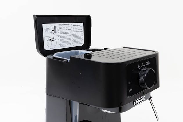 DeLonghi Stilosa Manual Coffee Machine EC230BK