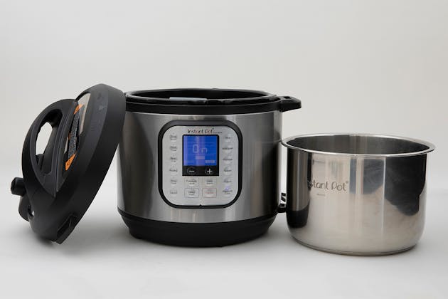 Instant Pot Duo Nova 5.7L 7-in-1 Multi-Cooker