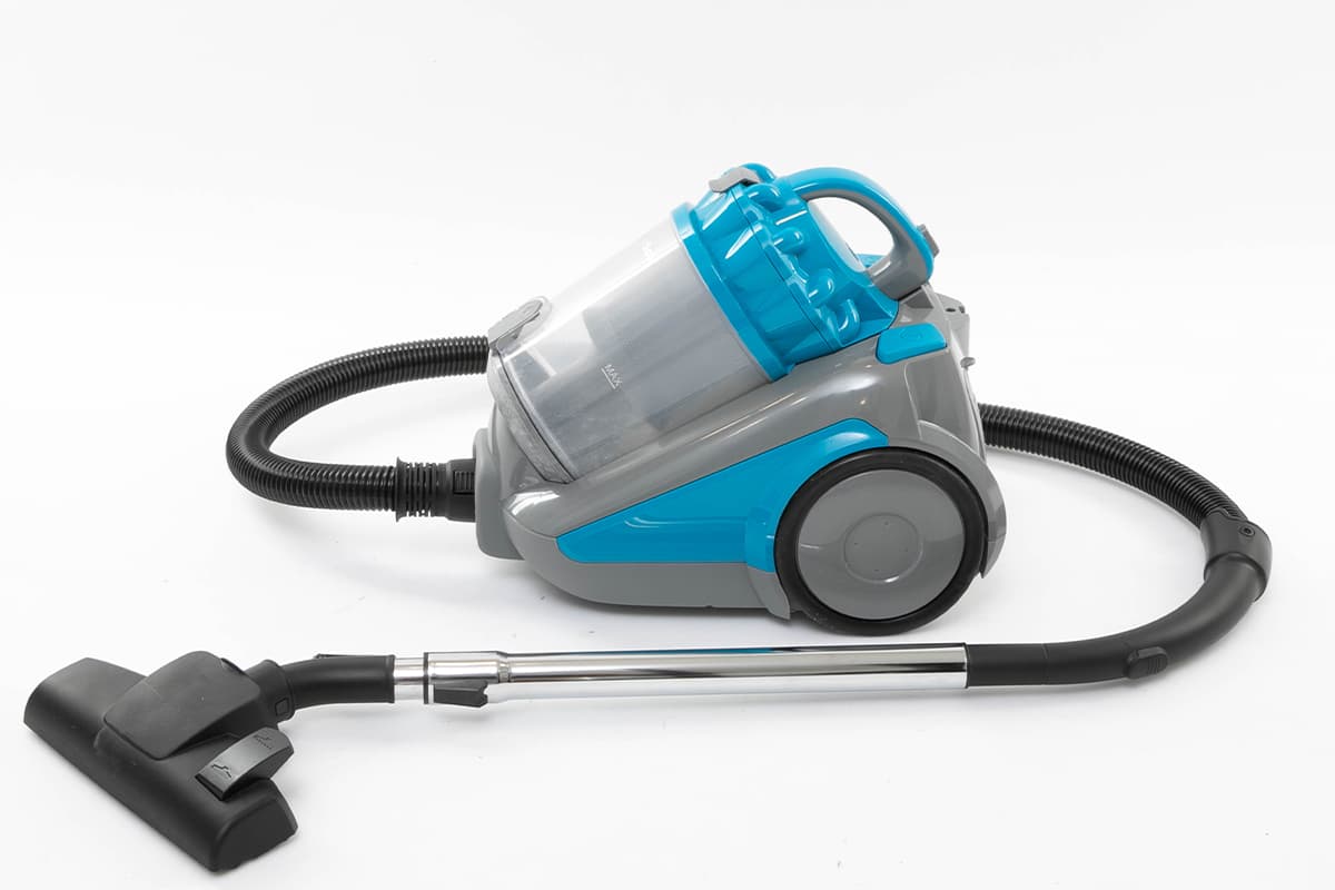 Living & Co Multi-Cyclonic Bagless 2400W SL157E | Standard vacuum ...