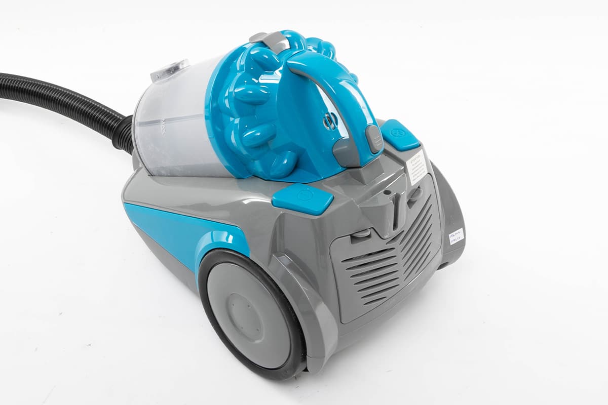 Living & Co Multi-Cyclonic Bagless 2400W SL157E | Standard vacuum ...